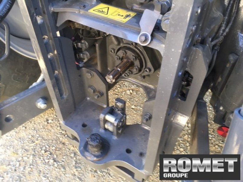 Massey Ferguson 7S-190 DV