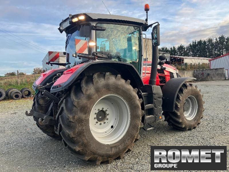 Massey Ferguson 8S-205 D7 ES