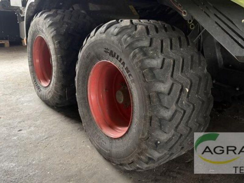 Claas QUADRANT 5300 FC T