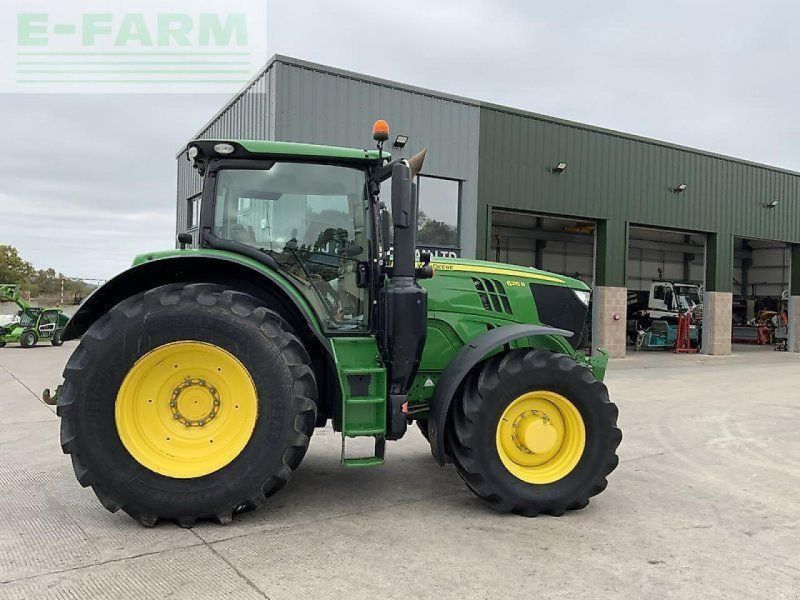 John Deere 6215r  (st23985)