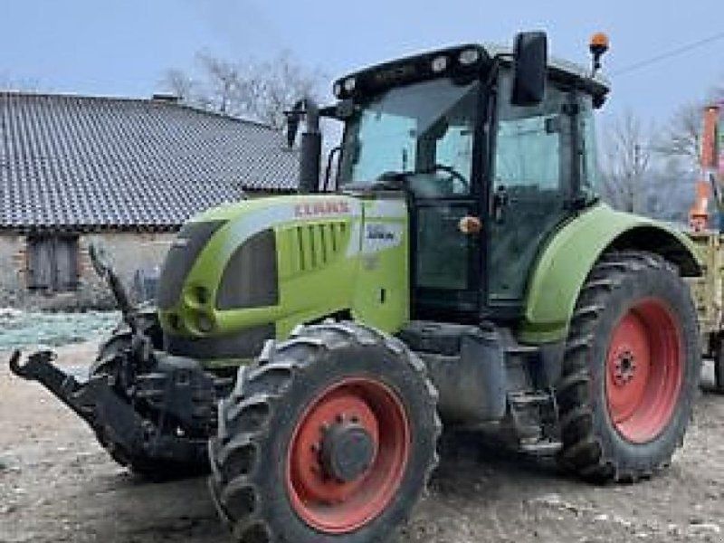 Claas arion 520