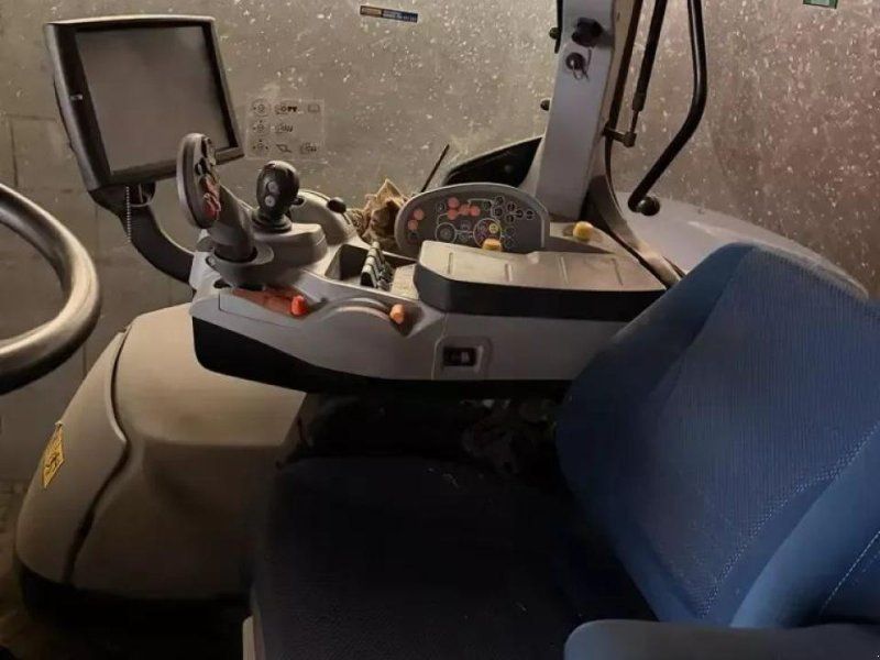 New Holland t7.275 hd HD