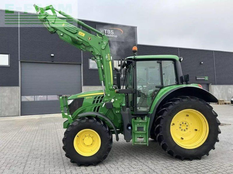 John Deere 6120 m