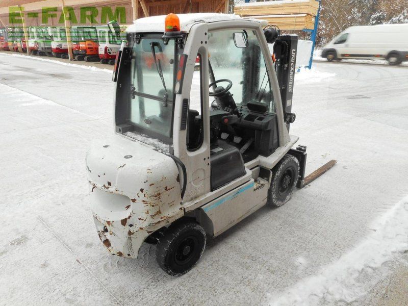 Nissan y1d2a25q triplex 4,3m