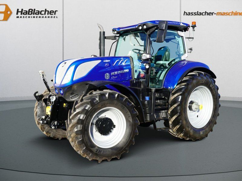 New Holland T7.245 Auto Command SideWinder II (Stage V)