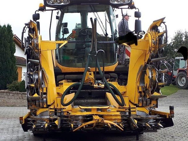 New Holland FR 9060