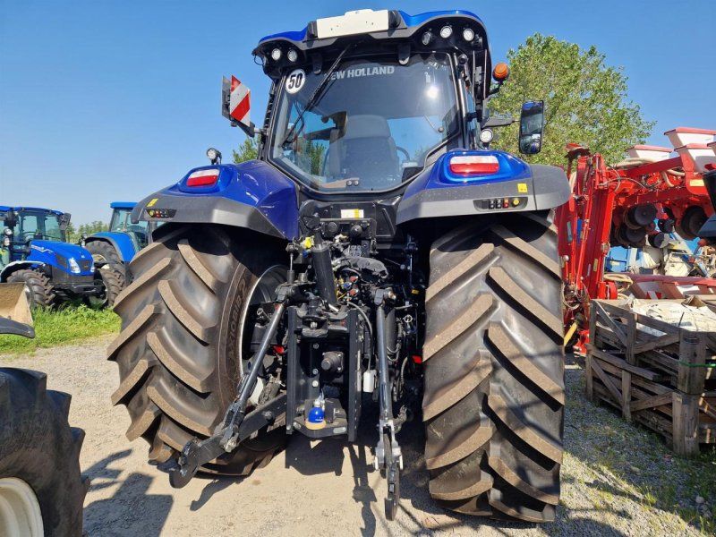 New Holland T 7.300 AC