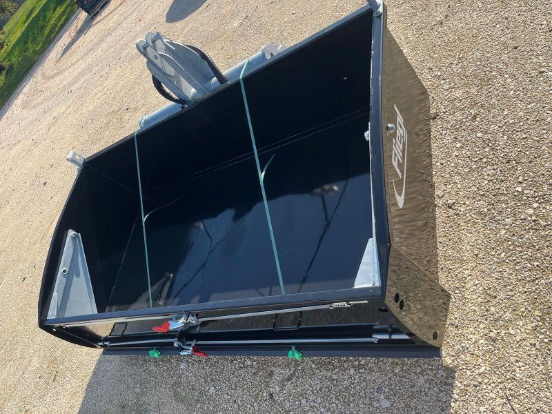 Fliegl Gigant 2200 doppelwirkend Hardox SL