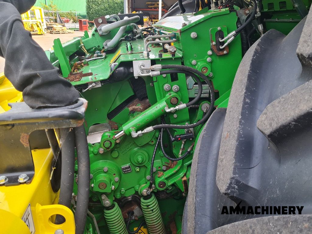 John Deere 9900 i