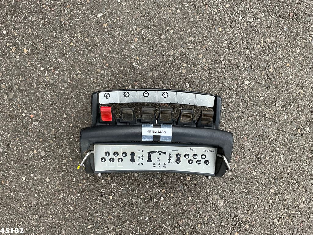 Man TGM 13.290 4x4 Hiab 9 Tonmeter laadkraan Just 222.472 km!