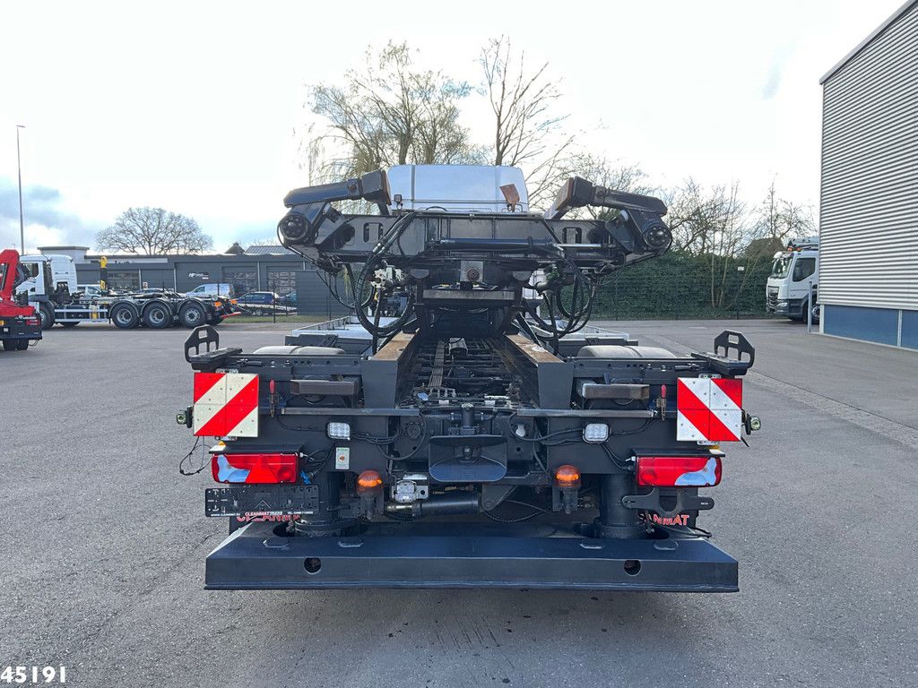 Man TGS 35.480 Euro 6 8x4 Deuringer Garagetransporter