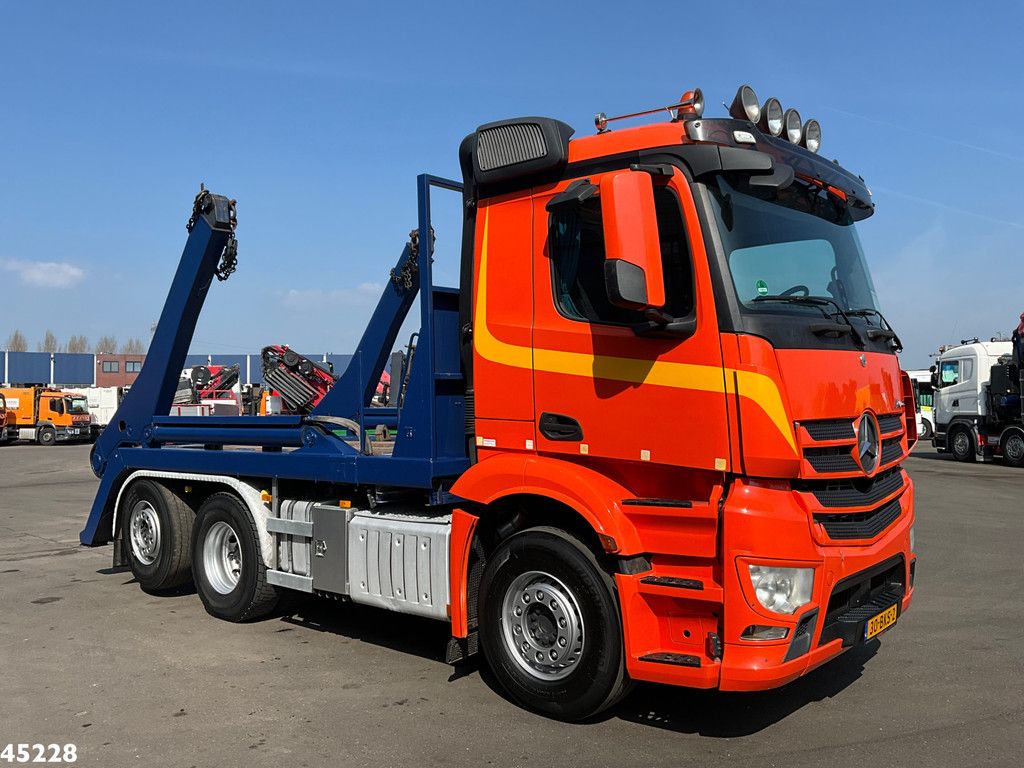 Mercedes-Benz Antos 2542 6x2 Euro 6 Hyva 18 portaalarmsysteem