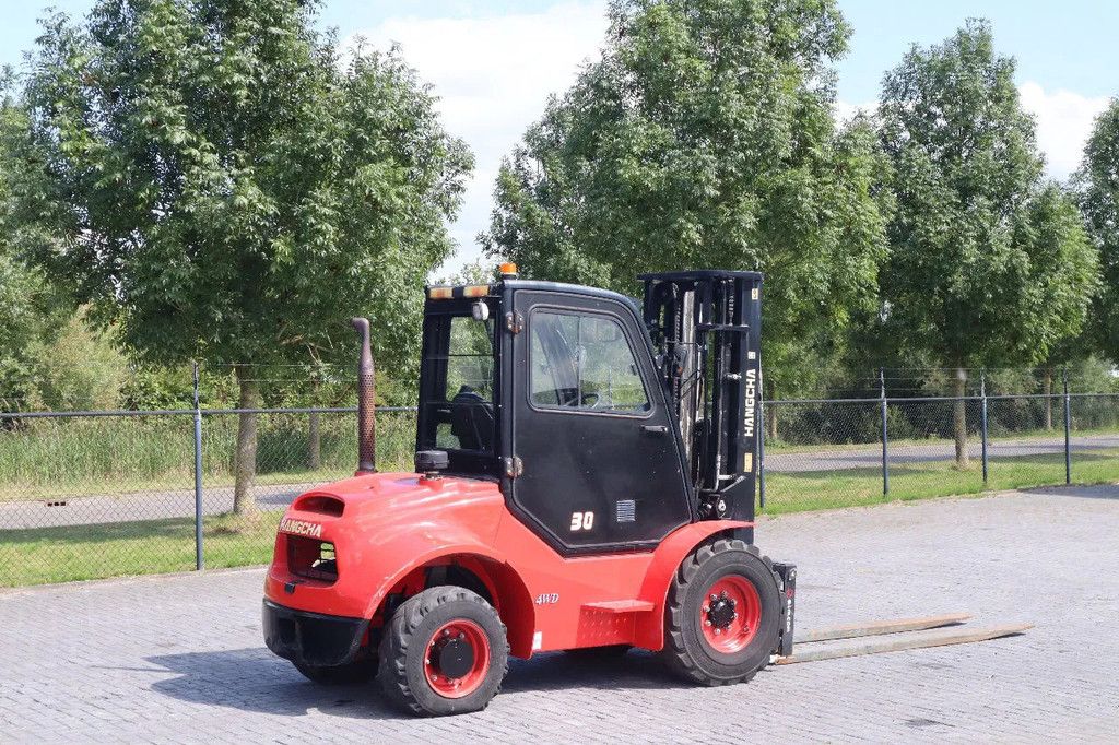 Hangcha CPCD30 - XW43C-RT4 | 4X4 | TRIPLEX | SIDESHIFT | SPREADERS