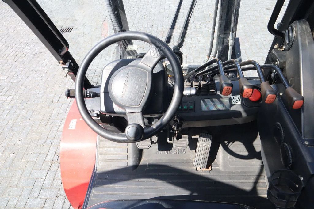 Hangcha CPCD30 - XW43C-RT4 | 4X4 | TRIPLEX | SIDESHIFT | SPREADERS