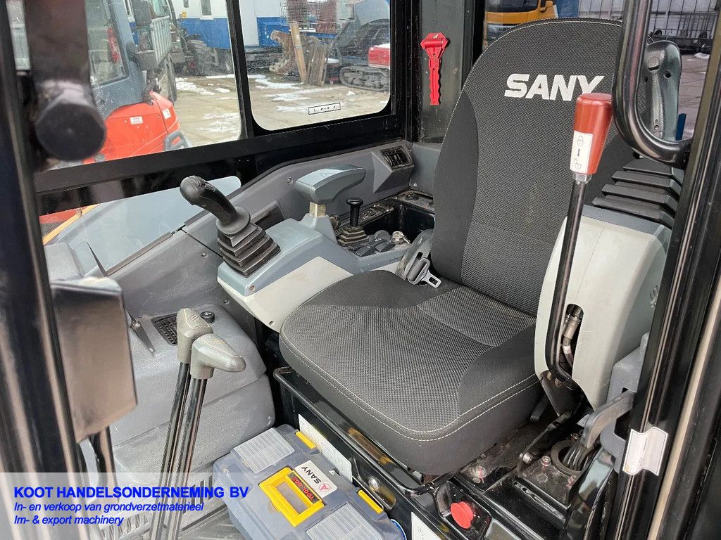 Sany SY 50u 820 hours! 3 Buckets