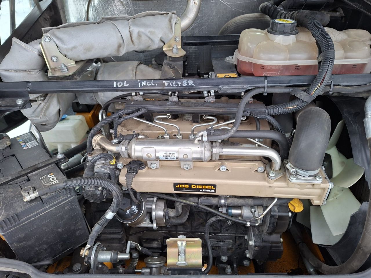 JCB 407 | bj2014 | 2060uur | Volumebak en lepels