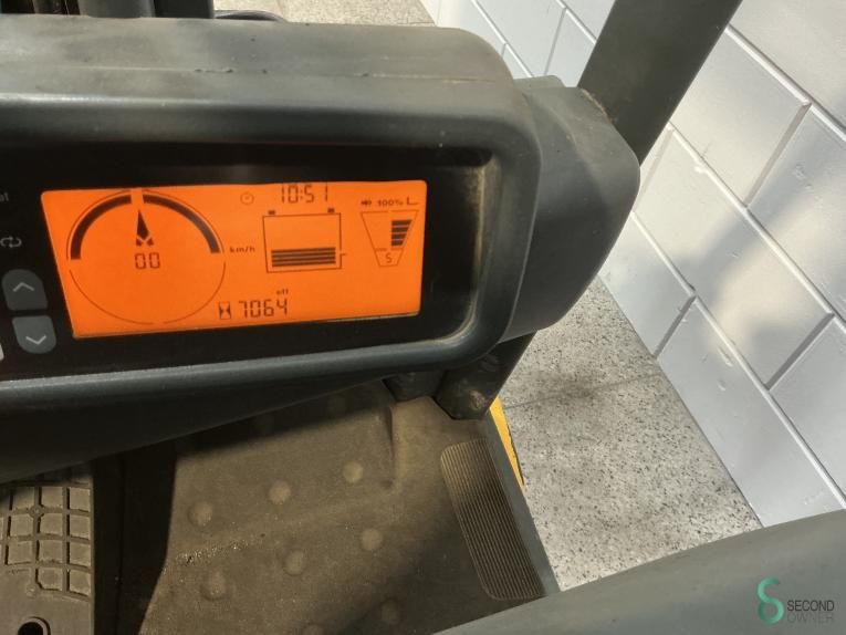 Forklifts Electric Jungheinrich EFG 320 2010