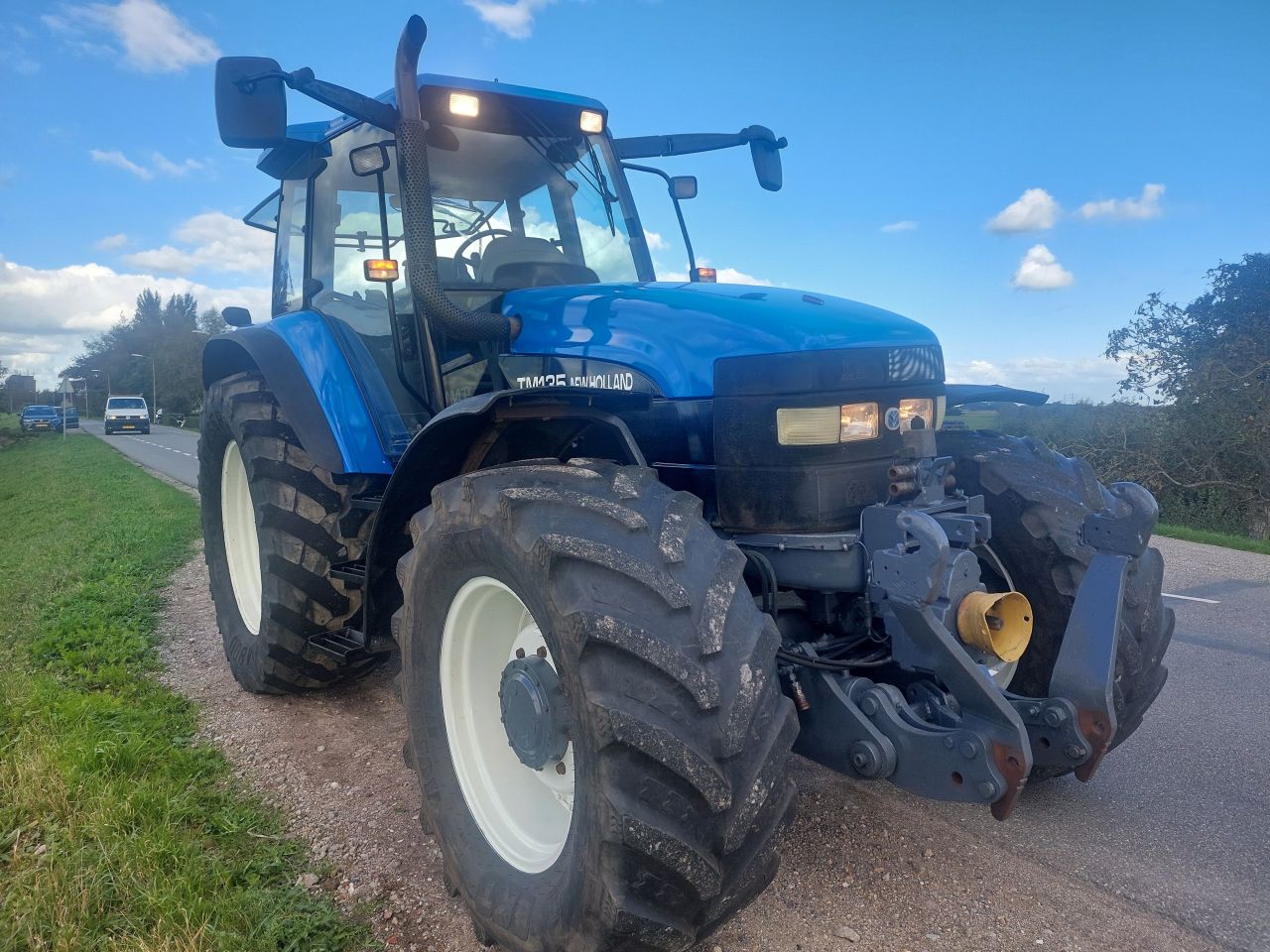 New Holland TM135