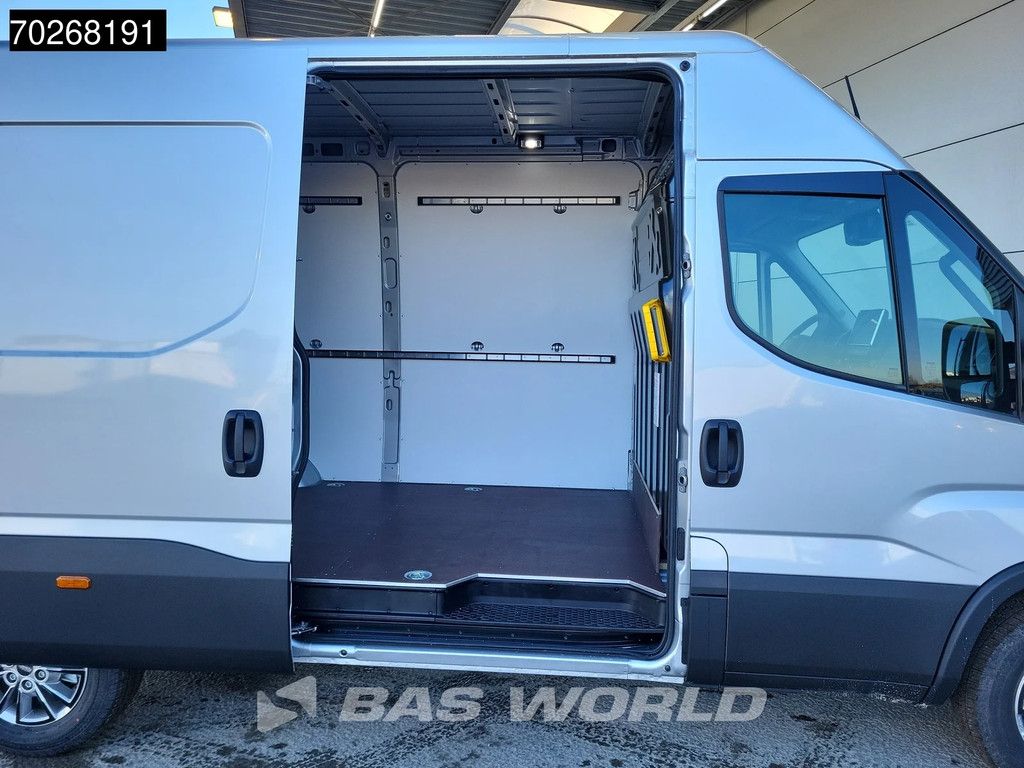 Iveco Daily 35S21 3.0L Automaat L2H2 210PK 2025-Model 3,5t Trekgewicht ACC LED Navi LM-Velgen Camera Euro6 L2 12m3 Klima AHK