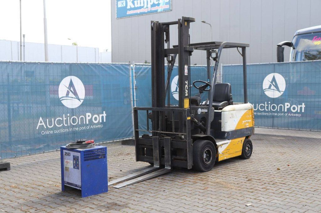 Gabelstapler TCM FB25-6 Elektro 2500kg 4,1m 2000