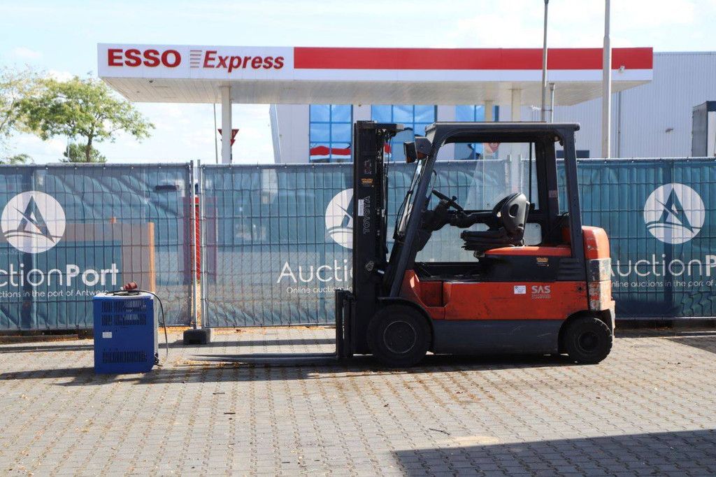 Gabelstapler Toyota 7FBMF30 Elektro 3000 kg 4,7 m 2008