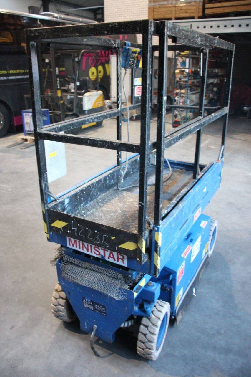 Scherenbühne Holland Lift MINISTAR Z-45EL8 Elektrisch 6,5 m 2000