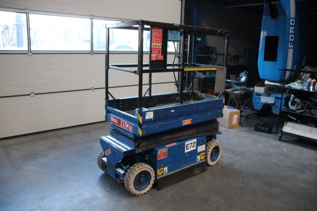 Scherenbühne Holland Lift MINISTAR Z-45EL8 Elektrisch 6,5 m 2000