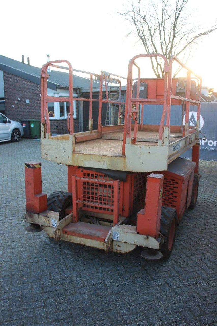 Schaarlift JLG 260MRT Diesel 9.75m 2006