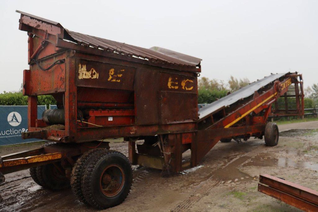 Sand sieve Extec Schutzeef