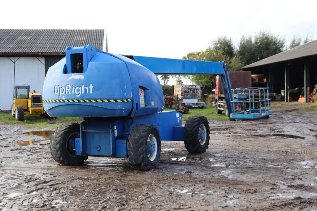 Telescoophoogwerker UpRight SB80 Diesel 26.4m