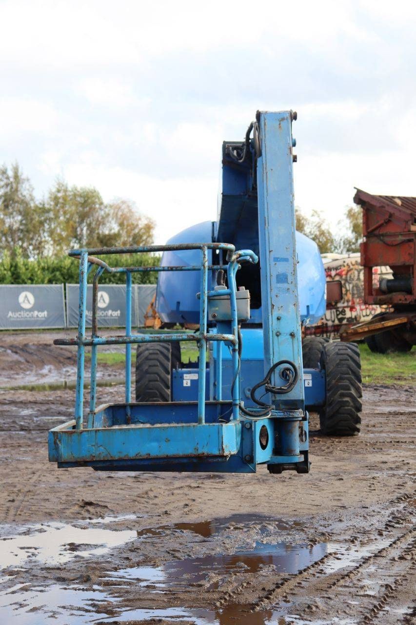 Telescoophoogwerker UpRight SB80 Diesel 26.4m