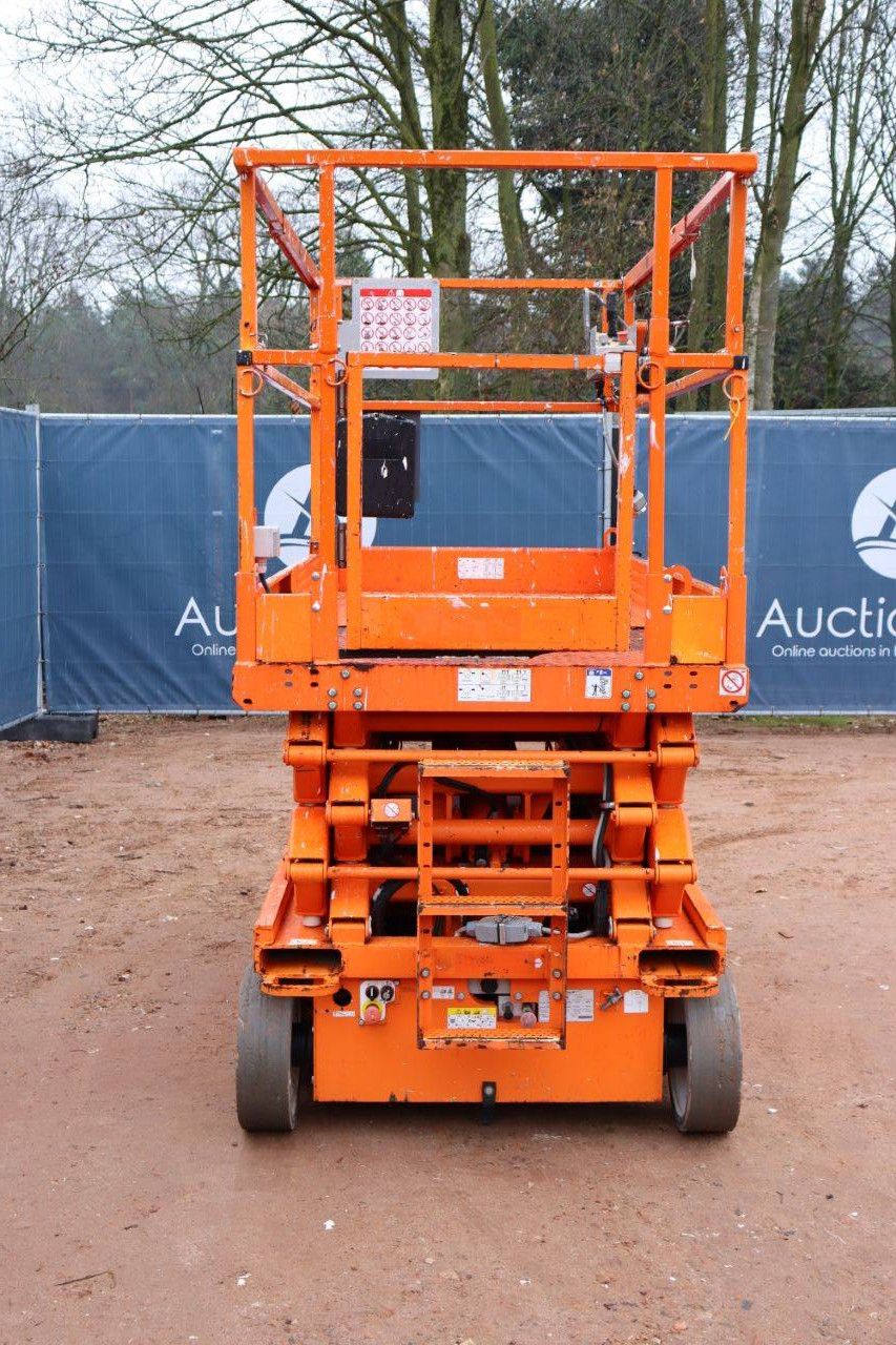 Scissor Lift Skyjack SJ4626 Electric 9.9m 2014