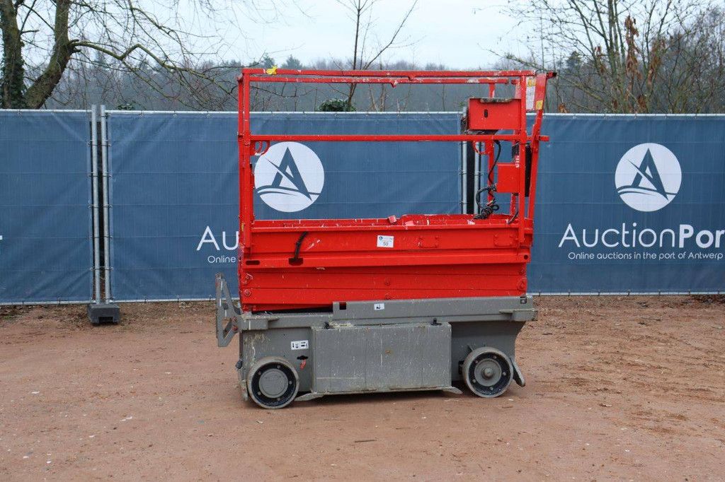 JLG 6RS Electric Scissor Lift 7.8m 2014