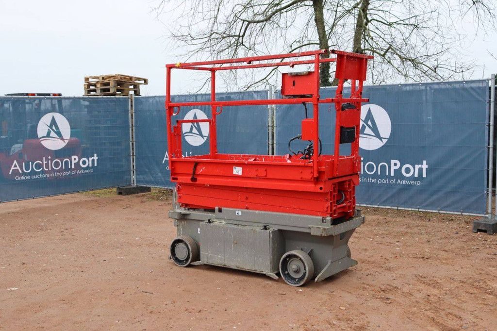 JLG 6RS Electric Scissor Lift 7.8m 2014