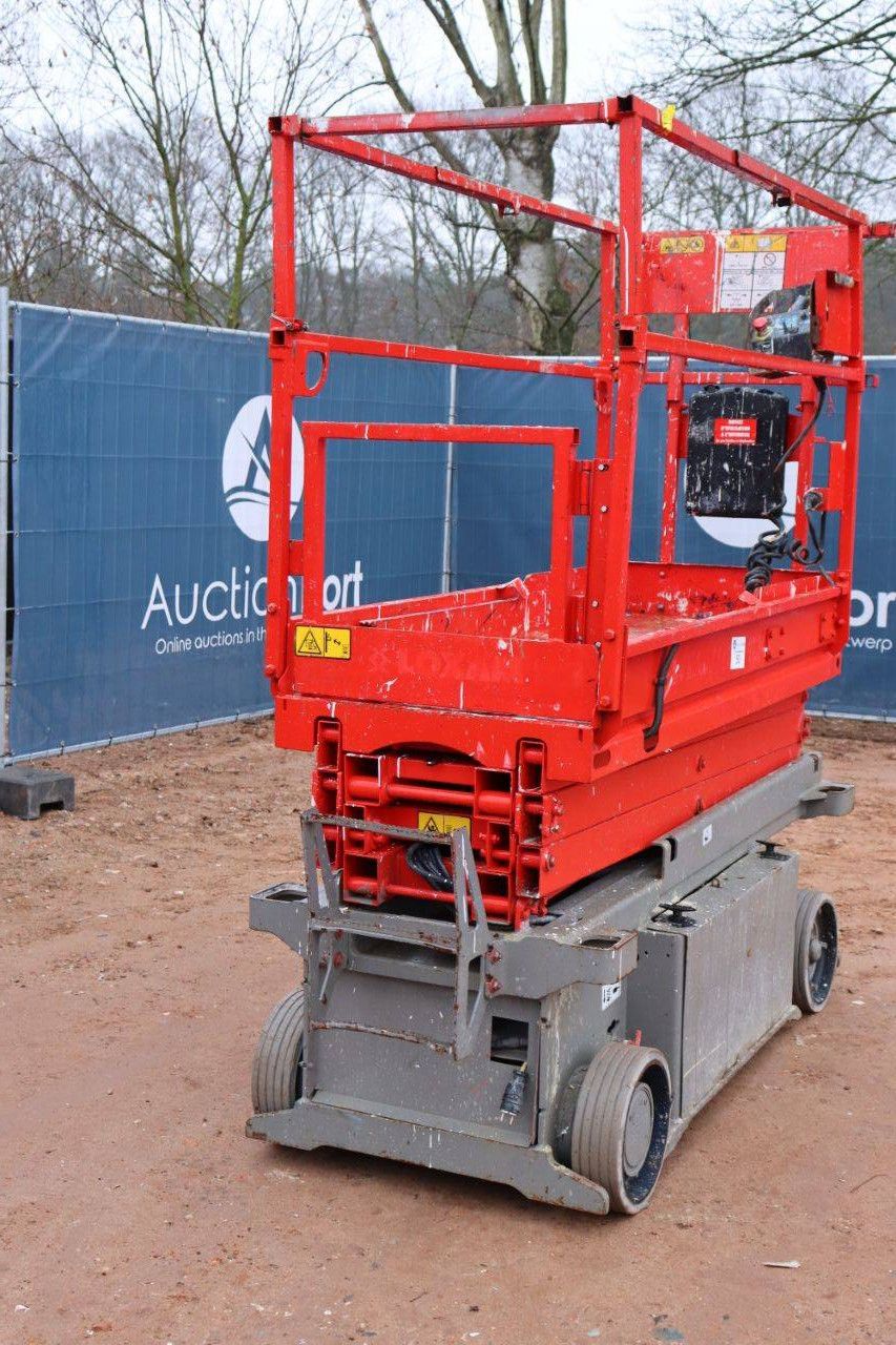 JLG 6RS Electric Scissor Lift 7.8m 2014