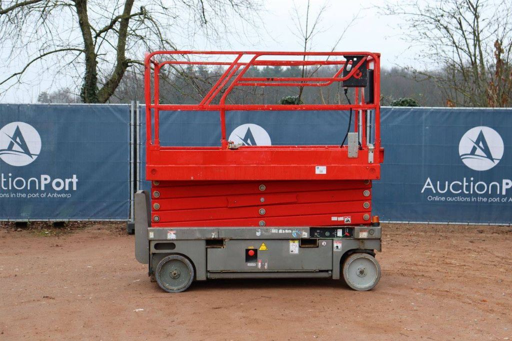 Scherenbühne Haulotte Kompaktelektrisch