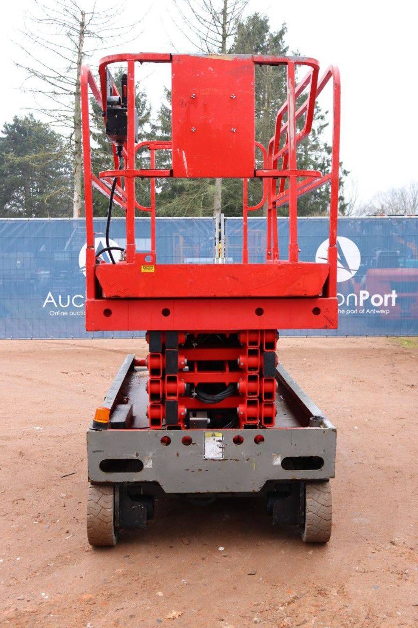 Scherenbühne Haulotte Kompaktelektrisch