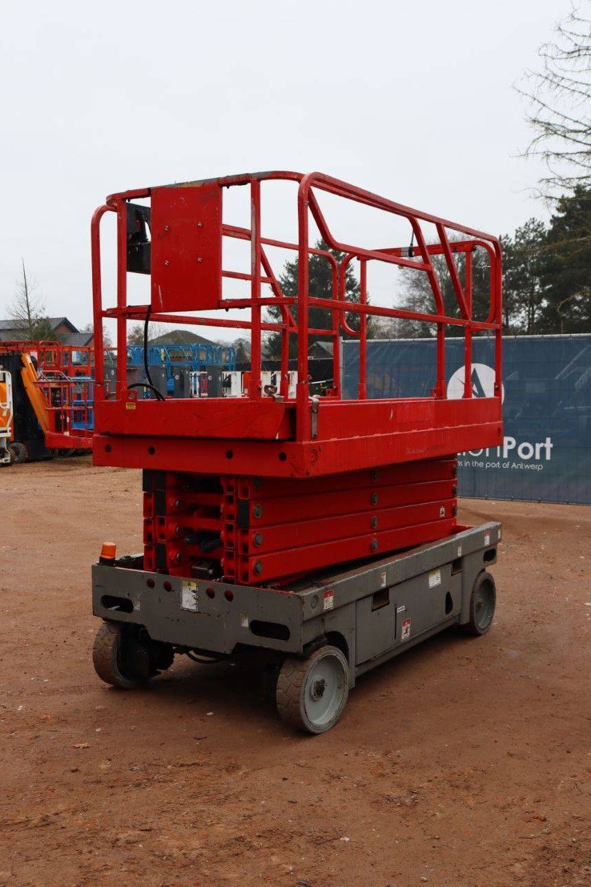 Scherenbühne Haulotte Kompaktelektrisch