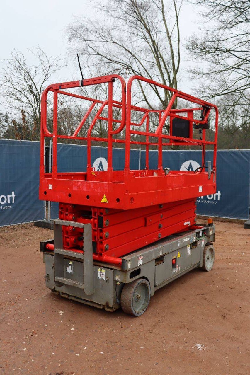 Scherenbühne Haulotte Kompaktelektrisch