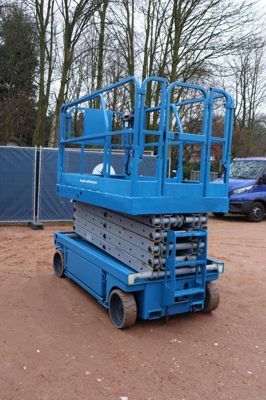 Scherenbühne Genie GS-3246 Elektrisch 11,8 m 2002