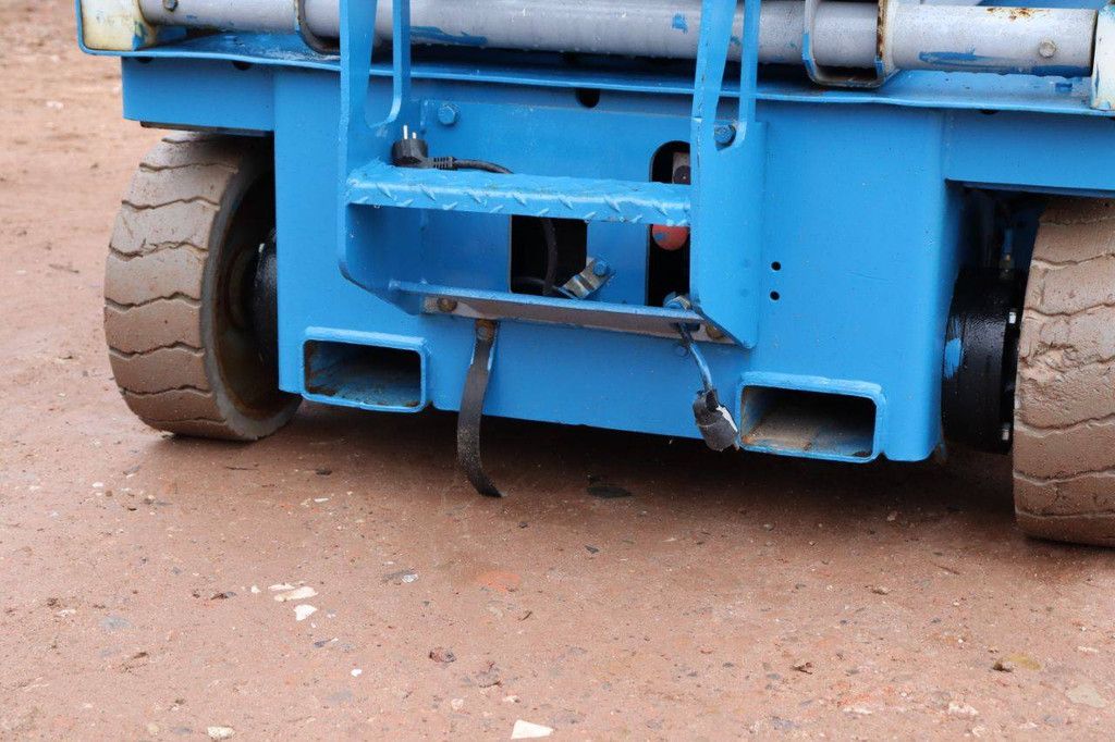 Scherenbühne Genie GS-3246 Elektrisch 11,8 m 2002