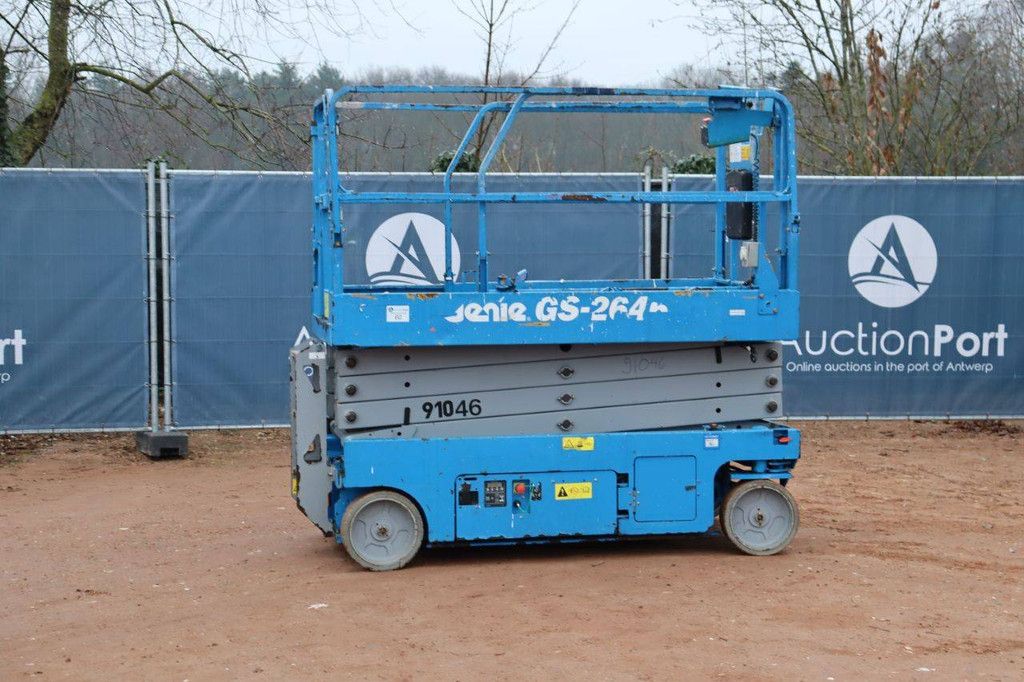 Scissor lift Genie GS-2646 Electric 9.92m