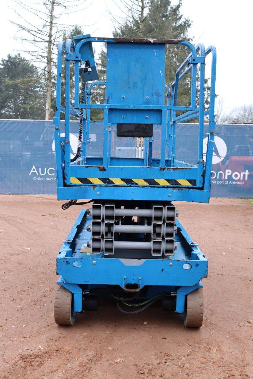 Scissor lift Genie GS-2646 Electric 9.92m