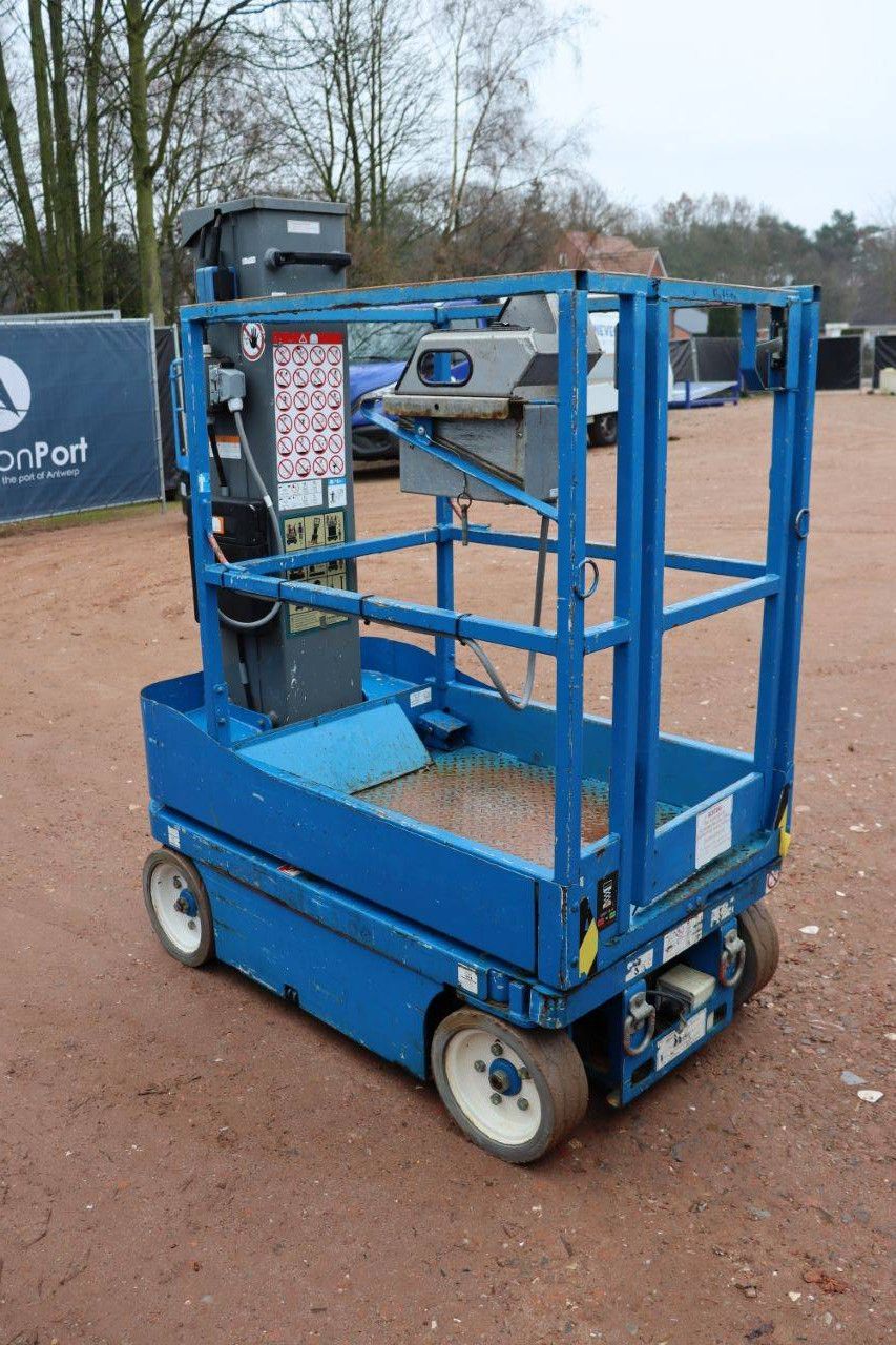 SkyJack SJ12 Electric Mast Lift 5.6m 2015