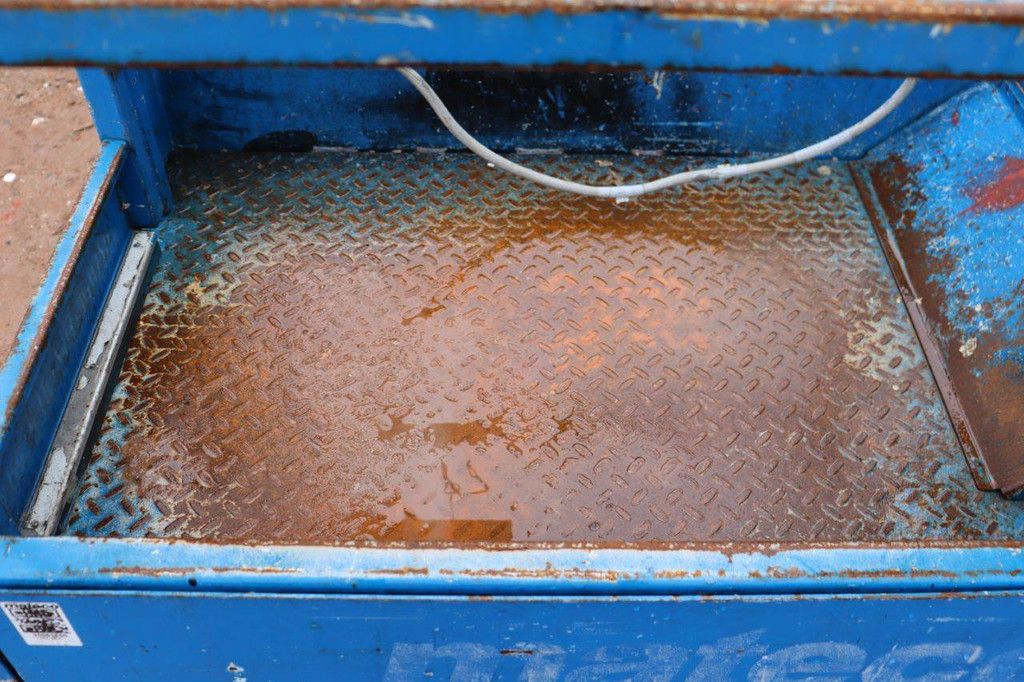 SkyJack SJ12 Elektrischer Mastlift 5,66 m 2015