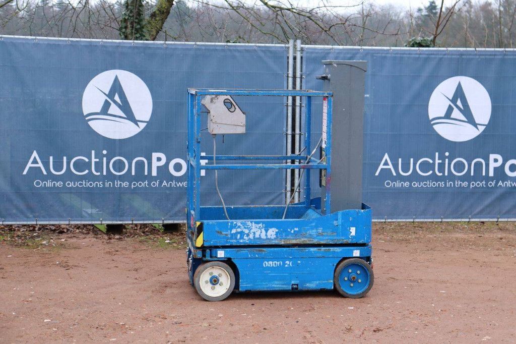 SkyJack SJ12 Elektrischer Mastlift 5,66 m 2015