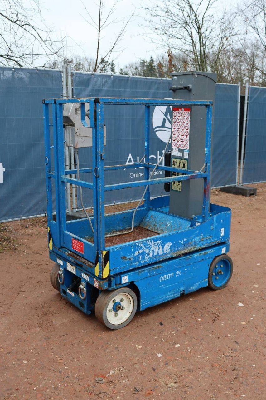 SkyJack SJ12 Elektrischer Mastlift 5,66 m 2015