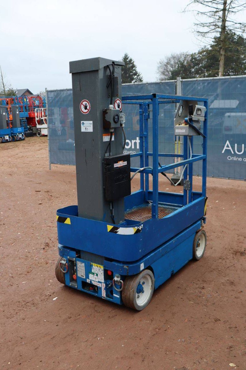 Skyjack SJ 12 Electric Mast Lift 5.66m 2015