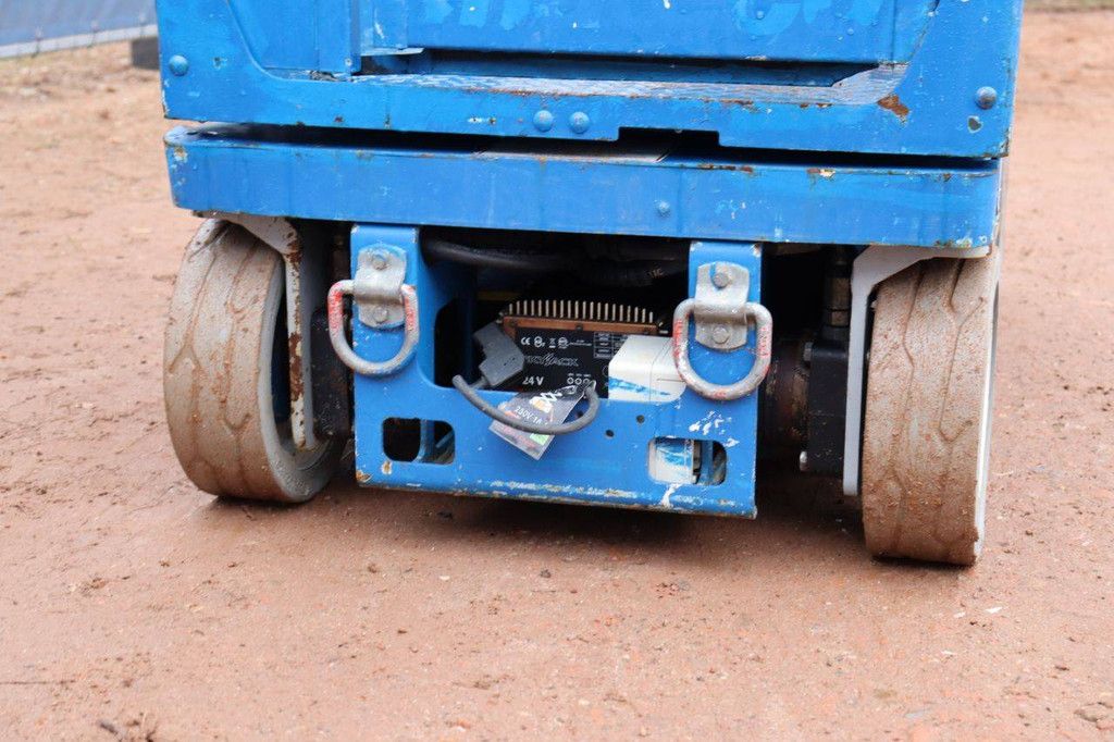 Skyjack SJ 12 Electric Mast Lift 5.66m 2015