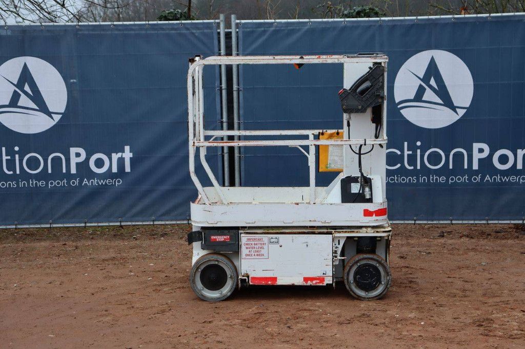 JLG 1230ES Elektrischer Mastlift 5,66 m 2014